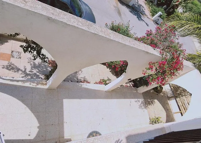 Swallow's Nest Villa