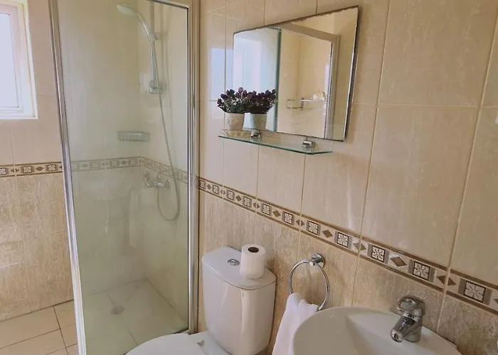 Villa Swallow's Nest *